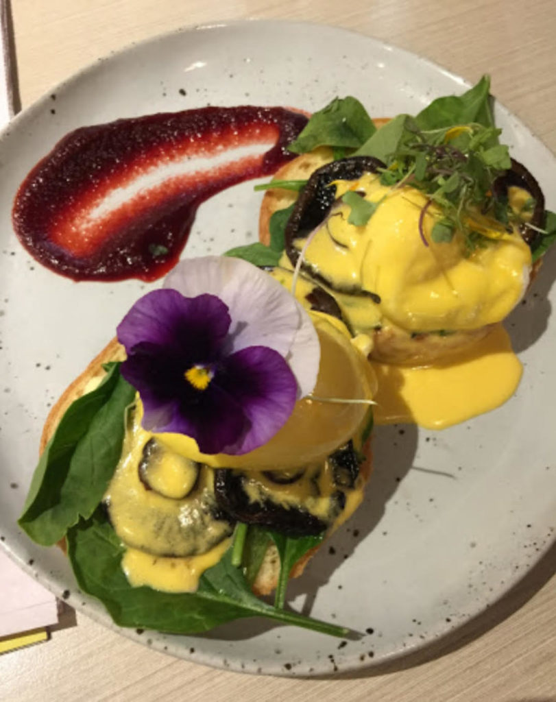 Eggs Benedict Baby Spinach & Mushroom (V) The Shelf